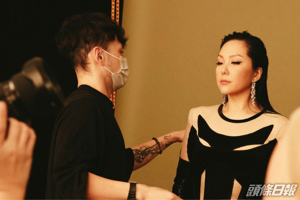 今次是衞蘭第五次個人紅館騷。